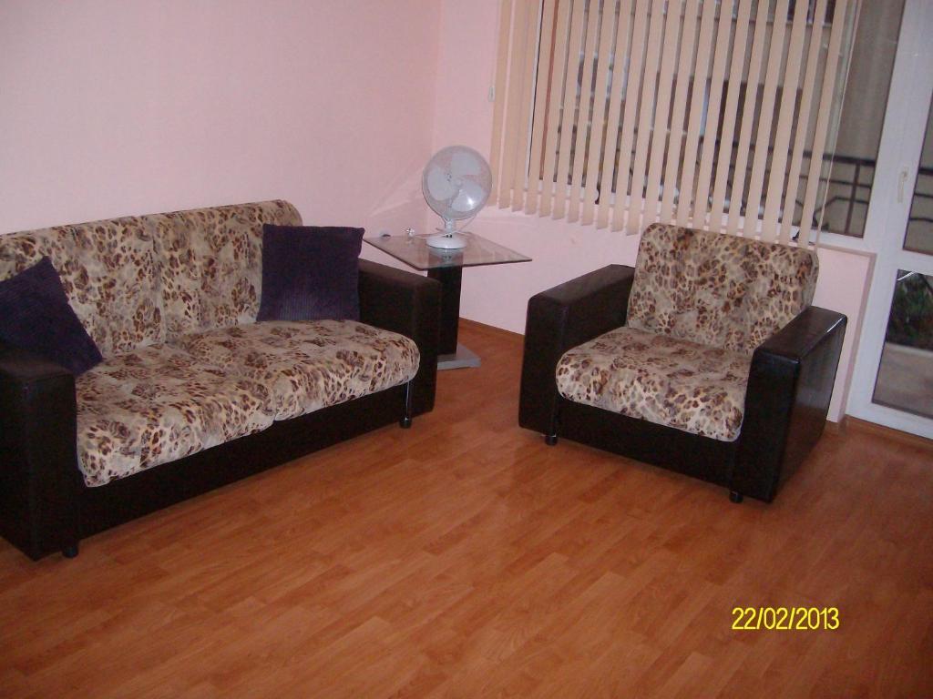 Nelly Guest House Ravda Kamer foto