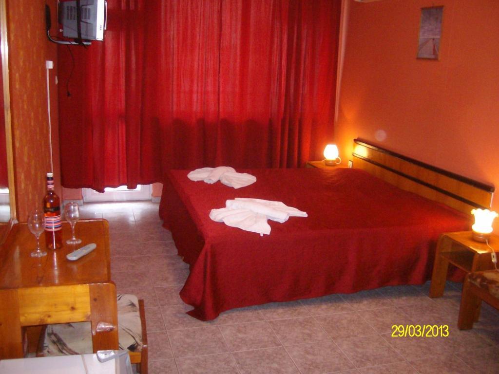 Nelly Guest House Ravda Kamer foto